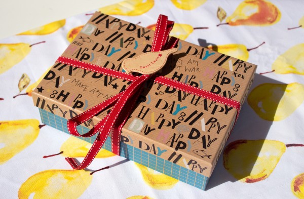 Geschenkbox ORGANICS blau happy day