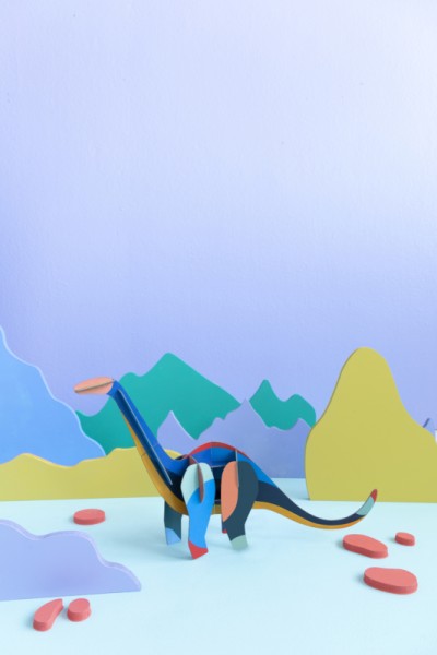 giant diplodocus - creative play