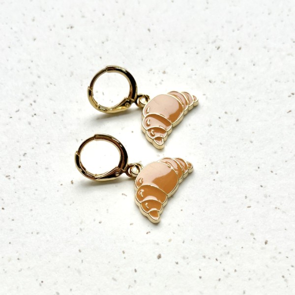 Ohrringe aus Emaille mit Croissants