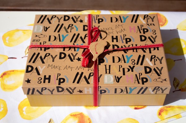 Geschenkbox ORGANICS gelb happy day